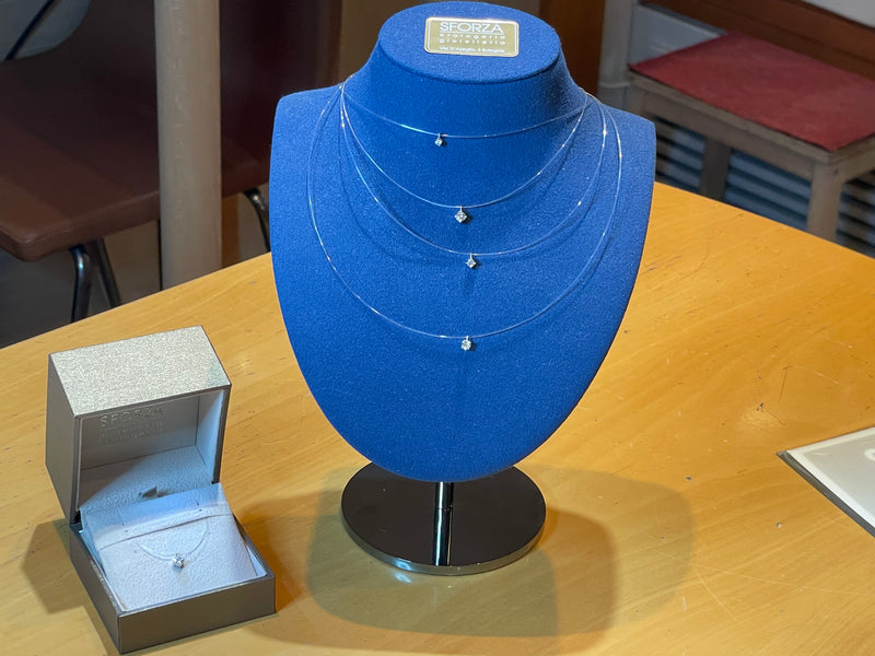 Diamante Sospeso carati 0,14 collana invisibile