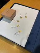 Ciondolo oro con segno zodiacale 18 kt. Possibilità di incisione personalizzata sul retro