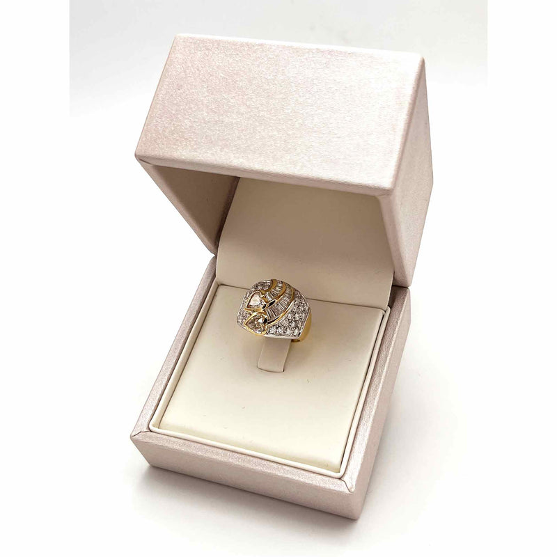 Anello Damiani con Diamanti a Cuore in Oro 18 KT (750°°°)